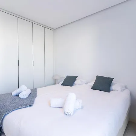 شقة Cenuela - Lush Haven By United Renters