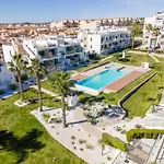 Apartamento Ceñuela - Lush Haven By United Renters
