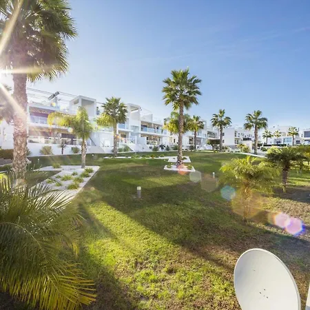 Lejlighed Cenuela - Lush Haven By United Renters Torrevieja