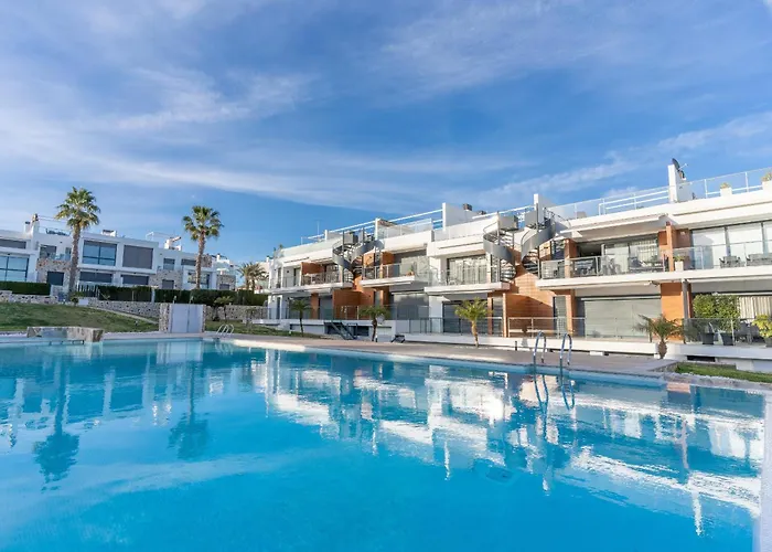 Cenuela - Lush Haven By United Renters * Torrevieja