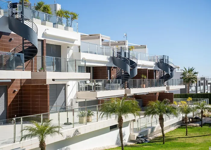 Cenuela - Lush Haven By United Renters *