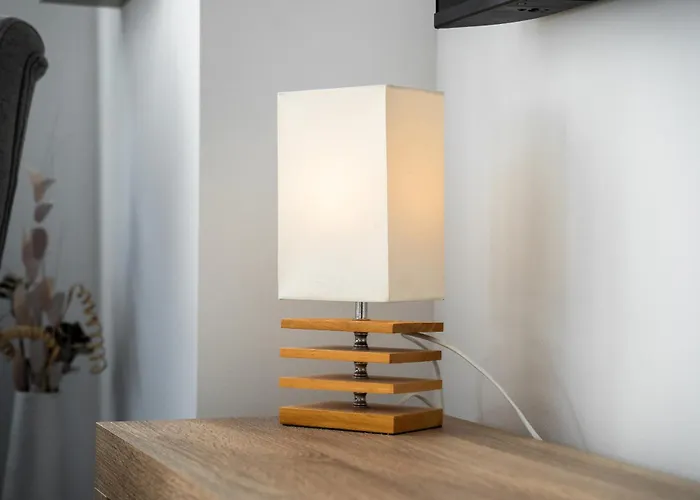 Cenuela - Lush Haven By United Renters Apartment