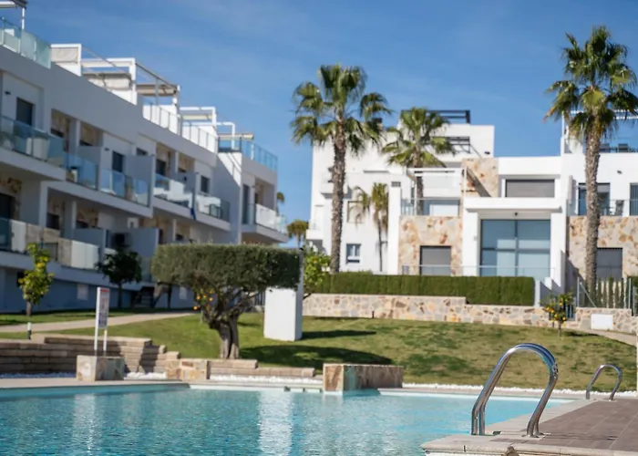 Cenuela - Lush Haven By United Renters Apartment *