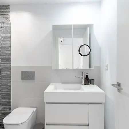 Cenuela - Lush Haven By United Renters Torrevieja